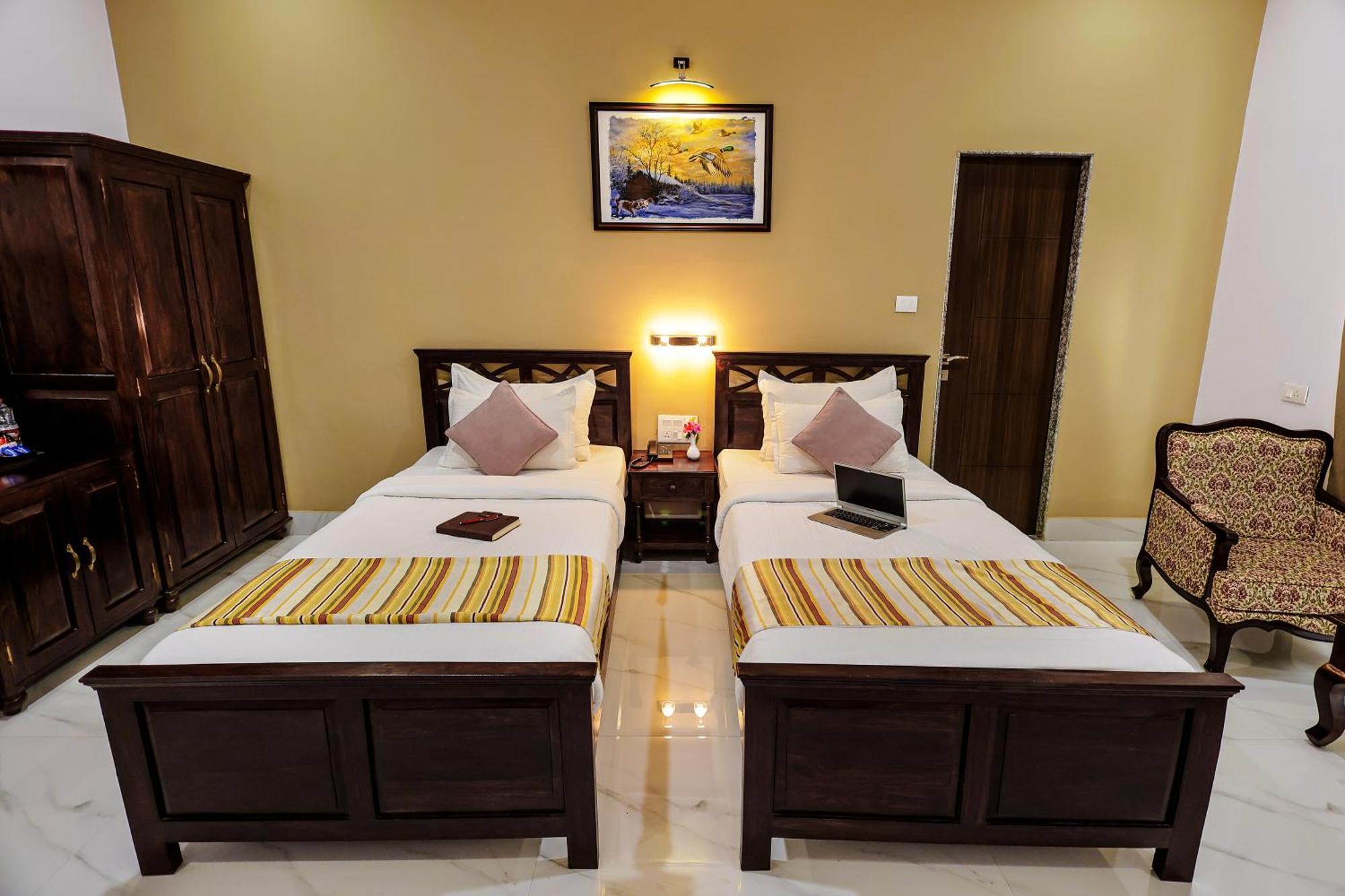 Revaas Lake View Boutique Stay Ουνταϊπούρ Εξωτερικό φωτογραφία