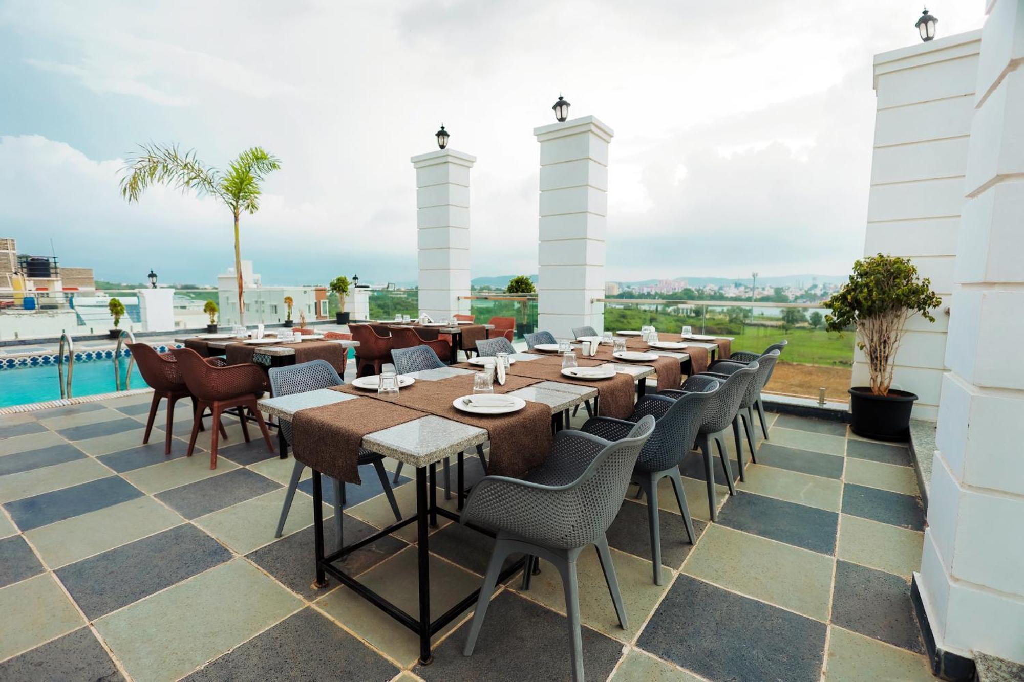 Revaas Lake View Boutique Stay Ουνταϊπούρ Εξωτερικό φωτογραφία